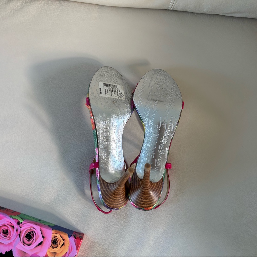 Beverly Feldman TAI MARIA Sandals, Size 8.5 - Picture 12 of 16